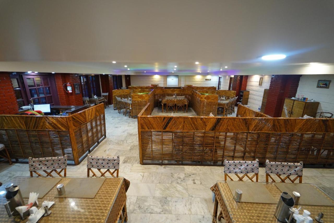 Hotel Palmyra Grand Inn Tirunelveli Buitenkant foto