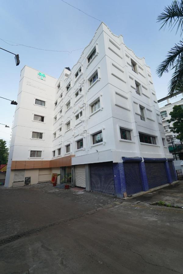 Hotel Palmyra Grand Inn Tirunelveli Buitenkant foto