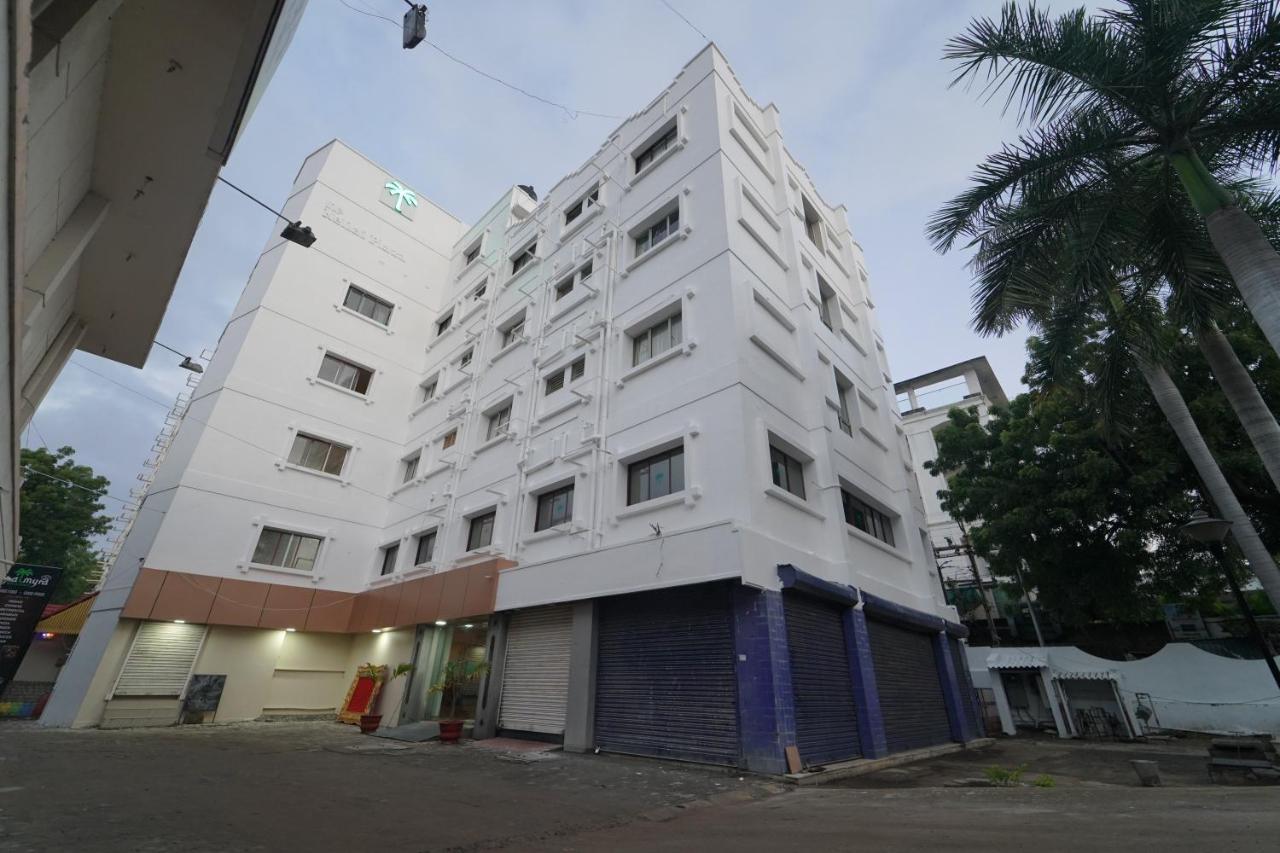 Hotel Palmyra Grand Inn Tirunelveli Buitenkant foto