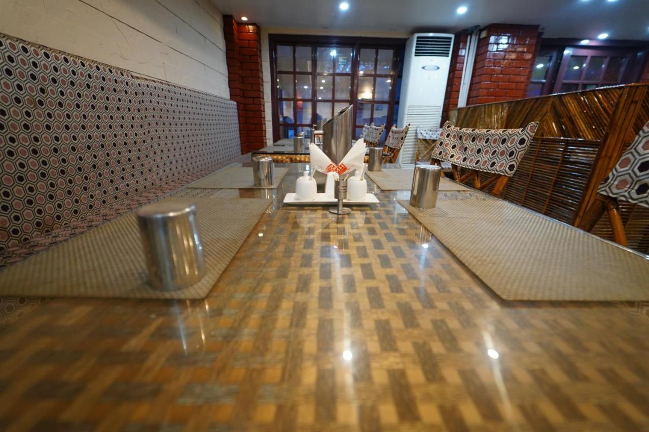 Hotel Palmyra Grand Inn Tirunelveli Buitenkant foto