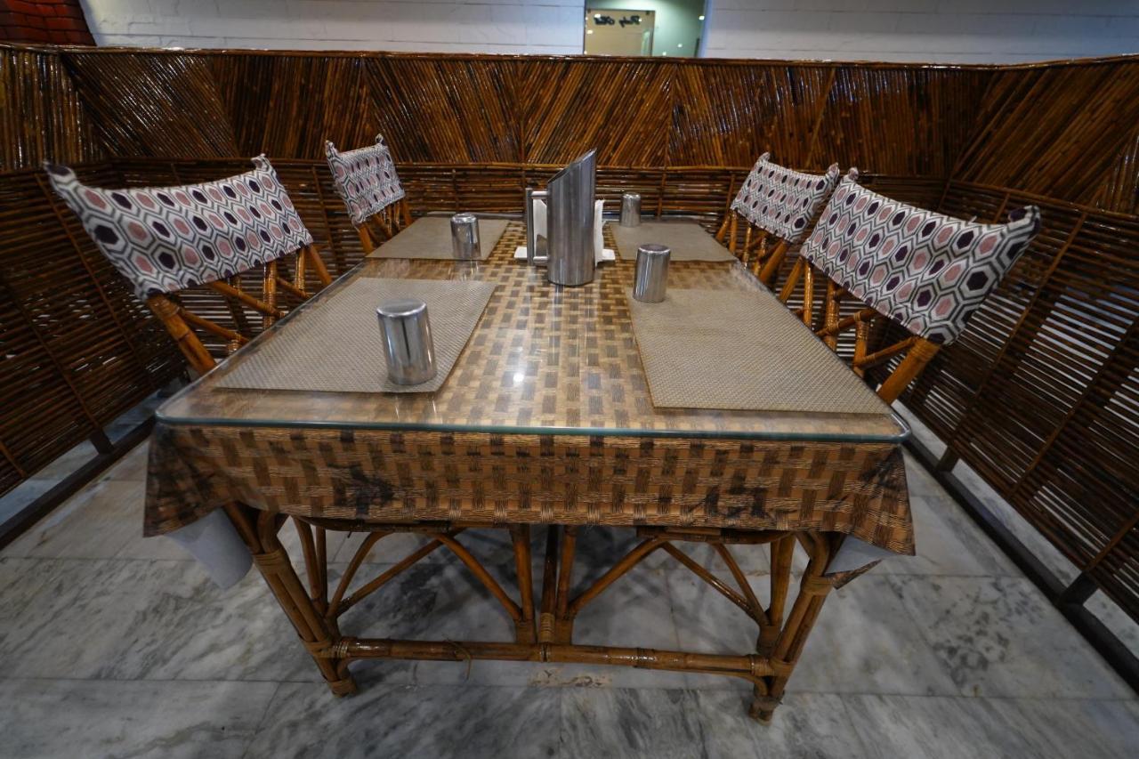 Hotel Palmyra Grand Inn Tirunelveli Buitenkant foto
